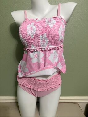 Source Unknown Pink and White Floral Tankini Bikini Set